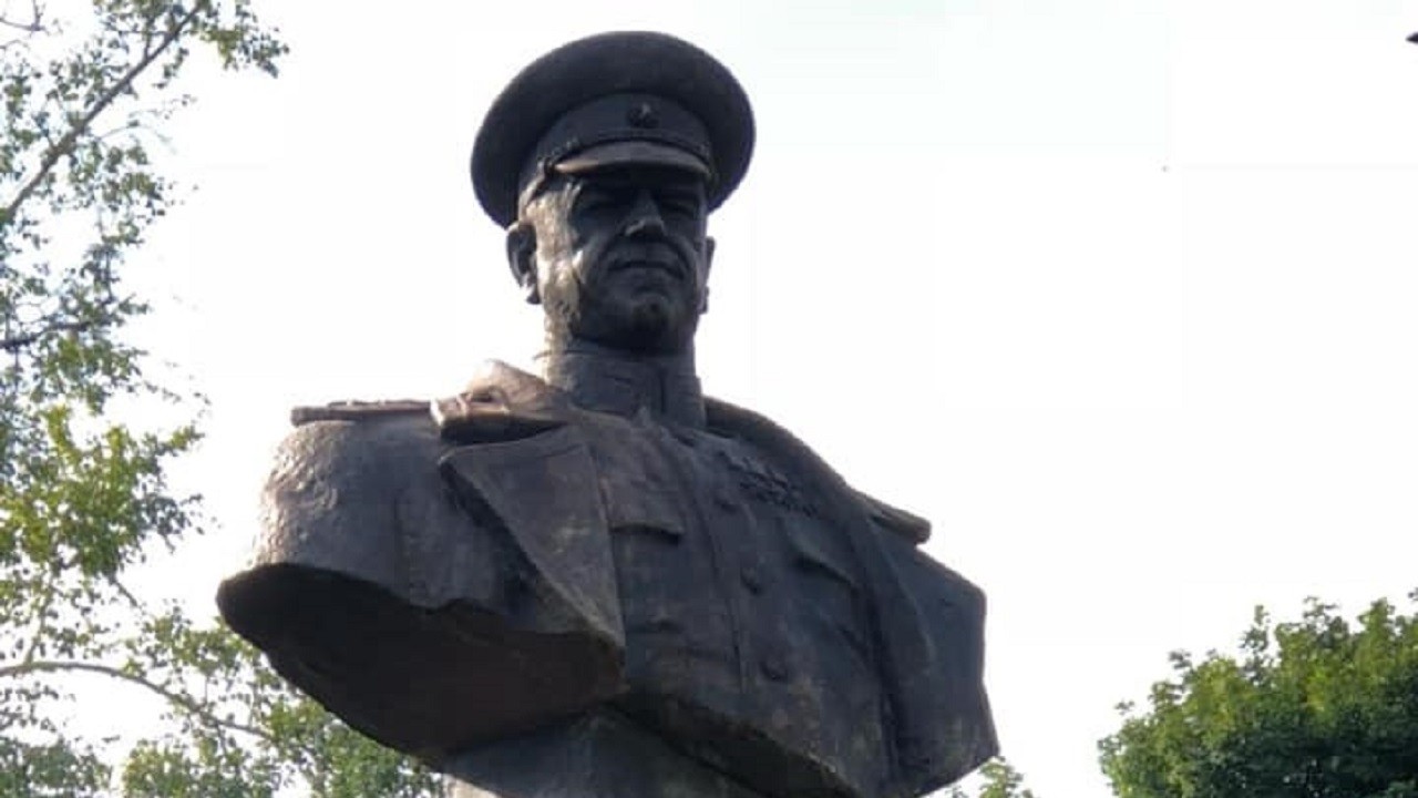 Пам’ятник Жукову відновлено — Кернес