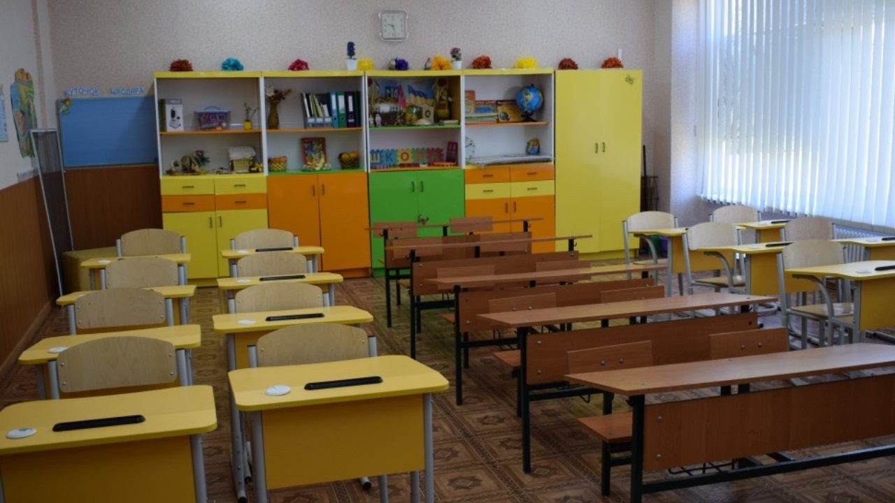 З понеділка у школах Куп’янська відновлять навчання