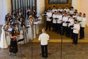 UA: ХАРКІВ покаже концерт Хмельницького академічного муніципального камерного хору «Народна пісня»